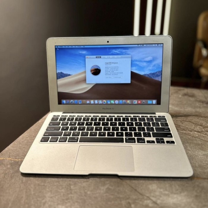 MacBook Air 11inch 2015 Ram 4/125GB//4-256GB//8-128G //8/256