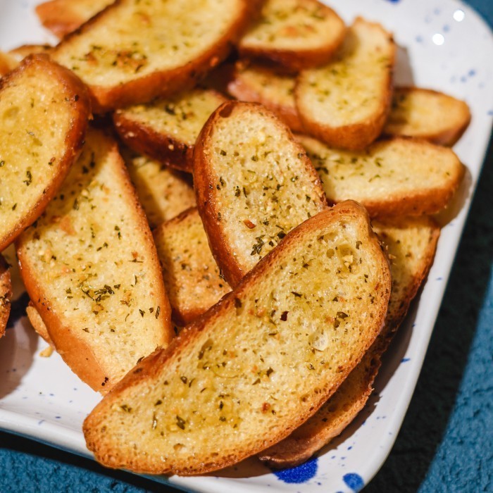 

Ready NUDE Garlic Bread Vegan Healthy & SUGAR FREE, Margarine & Butter FREE