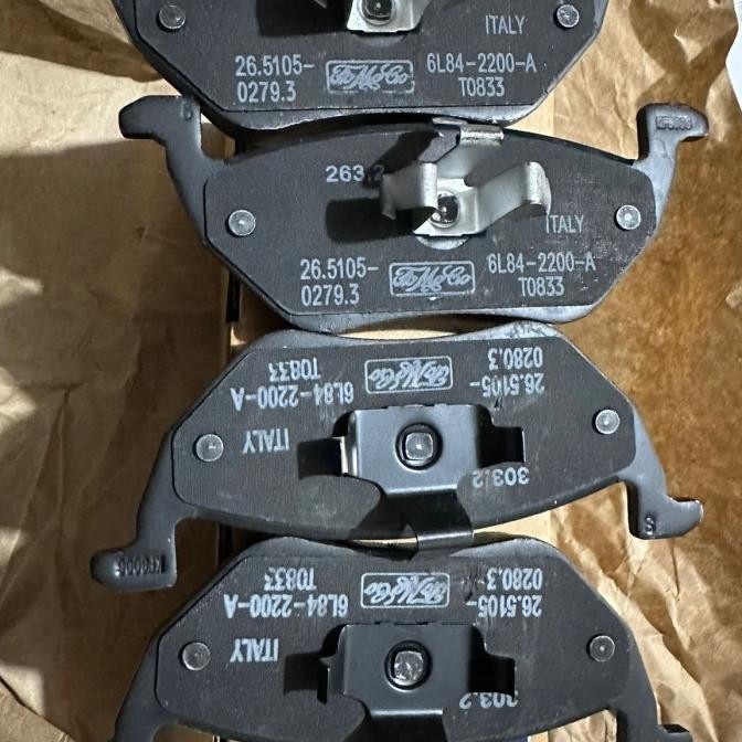 Brake pad belakang Ford Escape 2007-