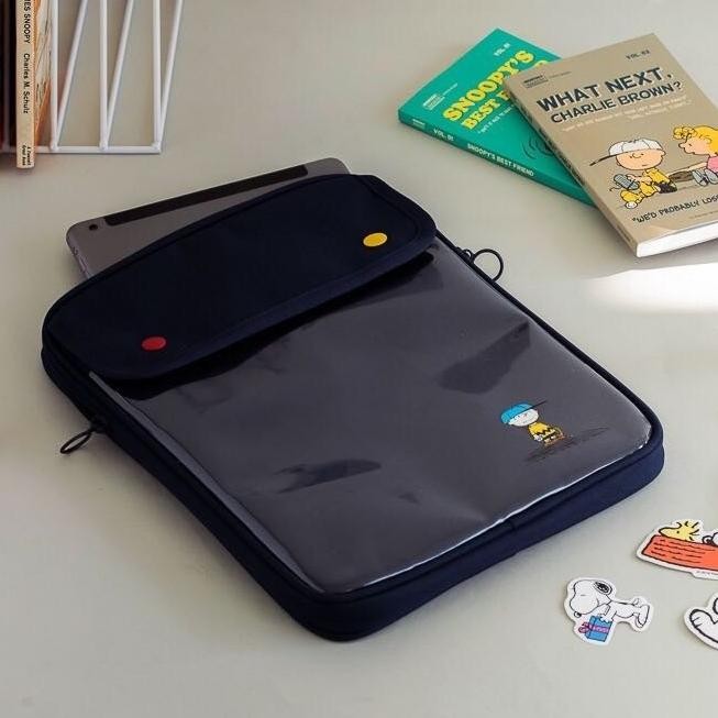 Snoopy And Charlie Brown Folder Ipad Bag