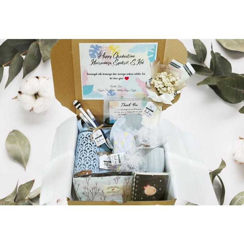 

Kjh Bingkisan Hampers Kado Ulang Tahun Alat Tulis Set Graduation Box Gi Box Stationery | Kado Natal | Hampers Custom Hampers Lebaran