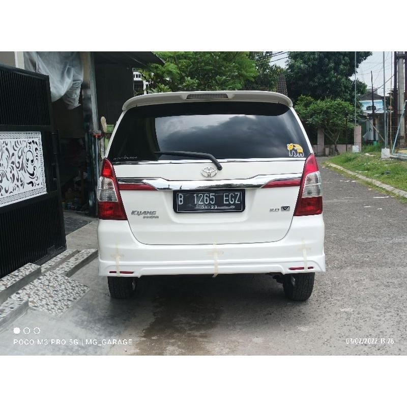 Bodykit Innova Luxury