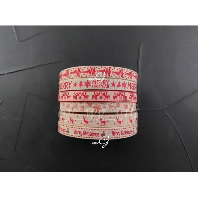 

Pita Natal / Christmas - Katun - Panjang 50 Yard - Lebar 1.5 Cm