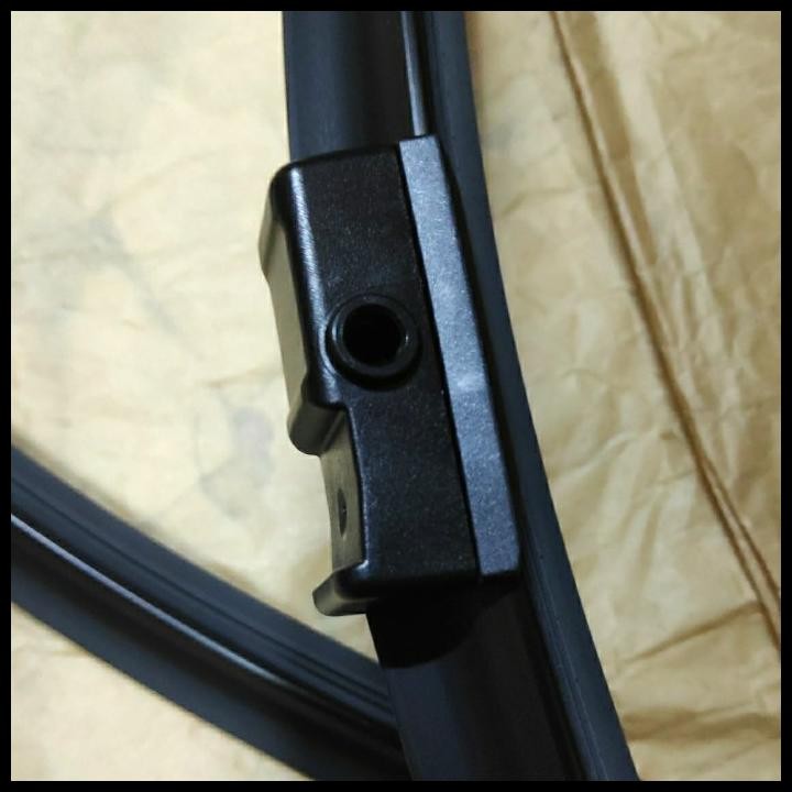 WIPER BLADE W211 BOSCH / WIPER MERCY MERCEDES BENZ