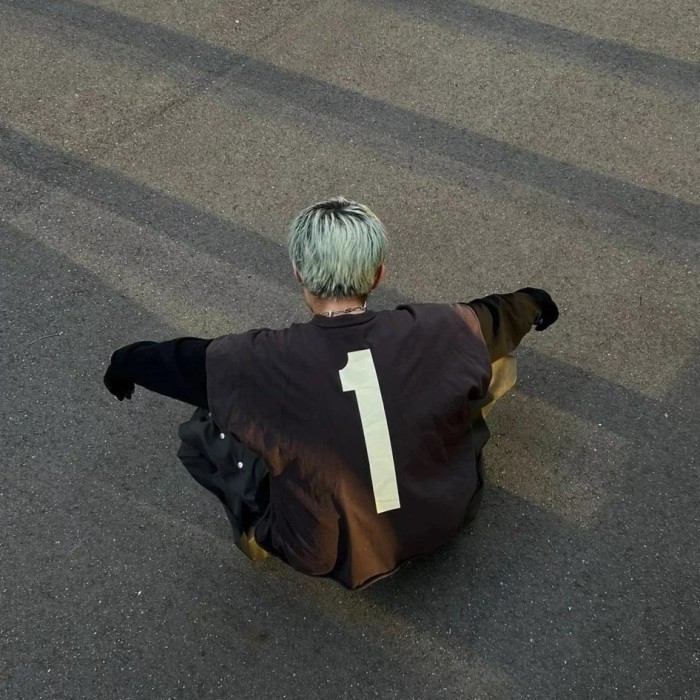 Yeezy Vultures One Box T