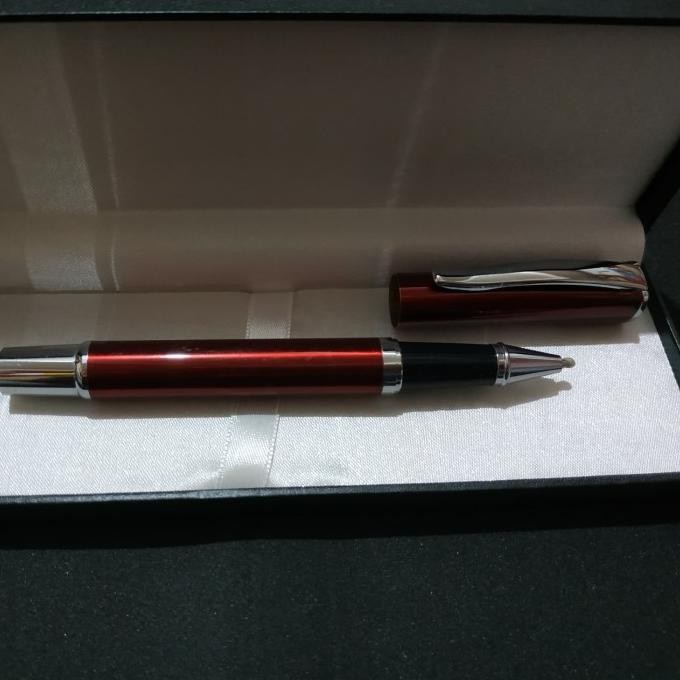 

Murah Meriah ! Pen Promosi Metal Roller Ball 309 LQ Red Chrome Trim Klip Silver