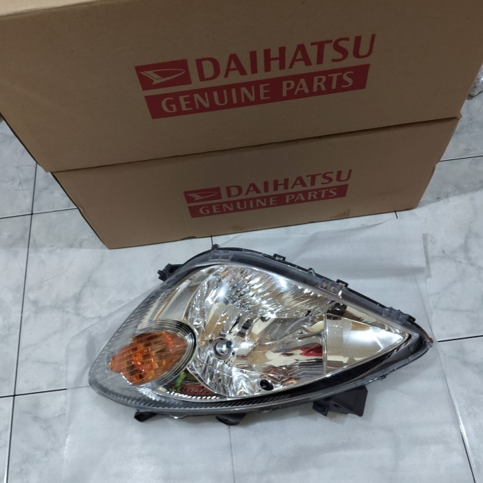 headlamp lampu depan avanza xenia 2006 2007 2008 2009 2010 2011 vvti ori