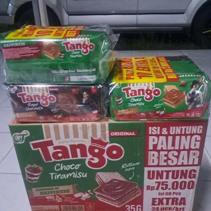 

TERBATAS PROMO wafer tango JKT48 ISI 14 PCS (10+4) 35 GR