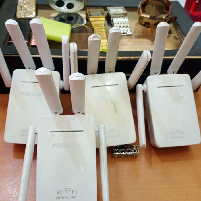 PIX - LINK WIRELESS MINI ROUTER