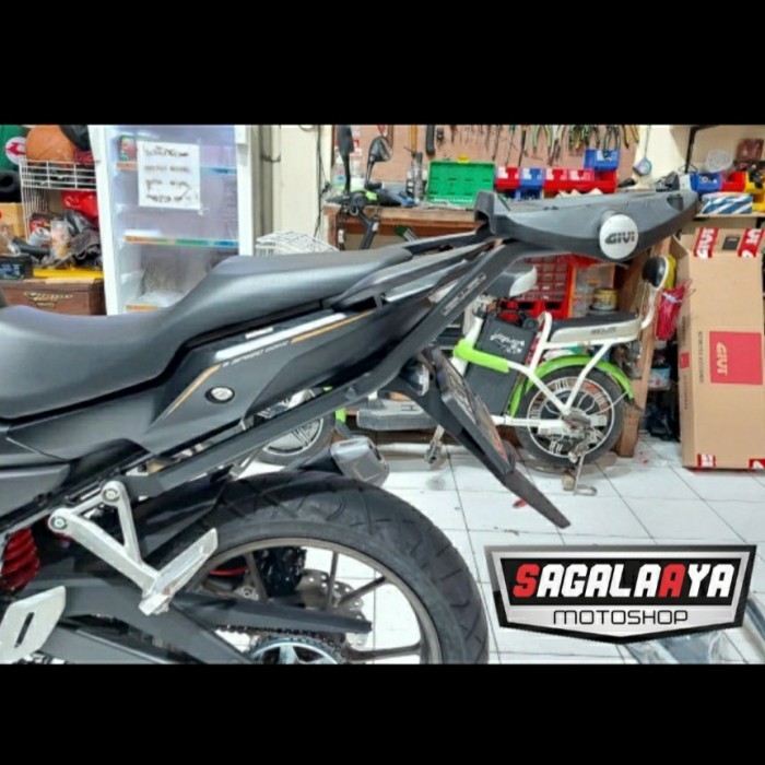 BRACKET BOX GIVI SRV HONDA CB150X NEW CB150 CB150R BASEPLATE M5M