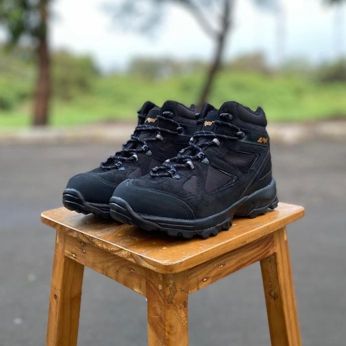 SEPATU GUNUNG REI SEPATU OUTDOOR ORIGINAL SEPATU GUNUNG OUTDOOR