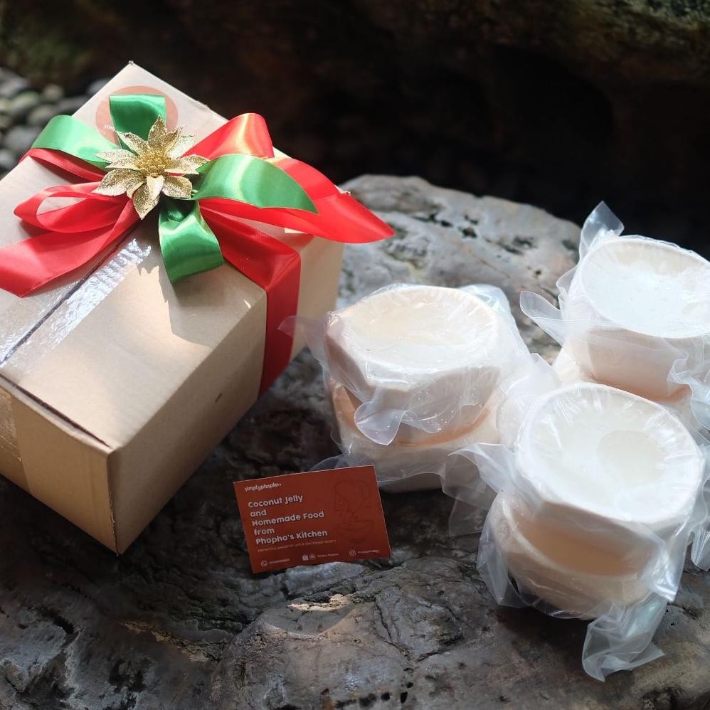 

HAMPERS MERRY CHRISTMAS COCONUT JELLY TYPE S -ISI 6 PCS