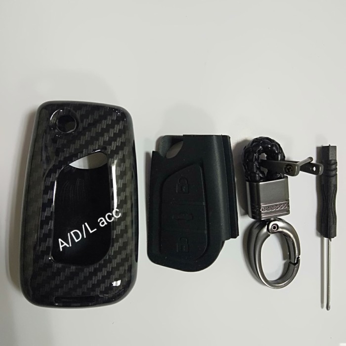 Gantungan Kunci Cover Casing Kesing Kunci Mobil Carbon Innova Reborn 2016 Hitam