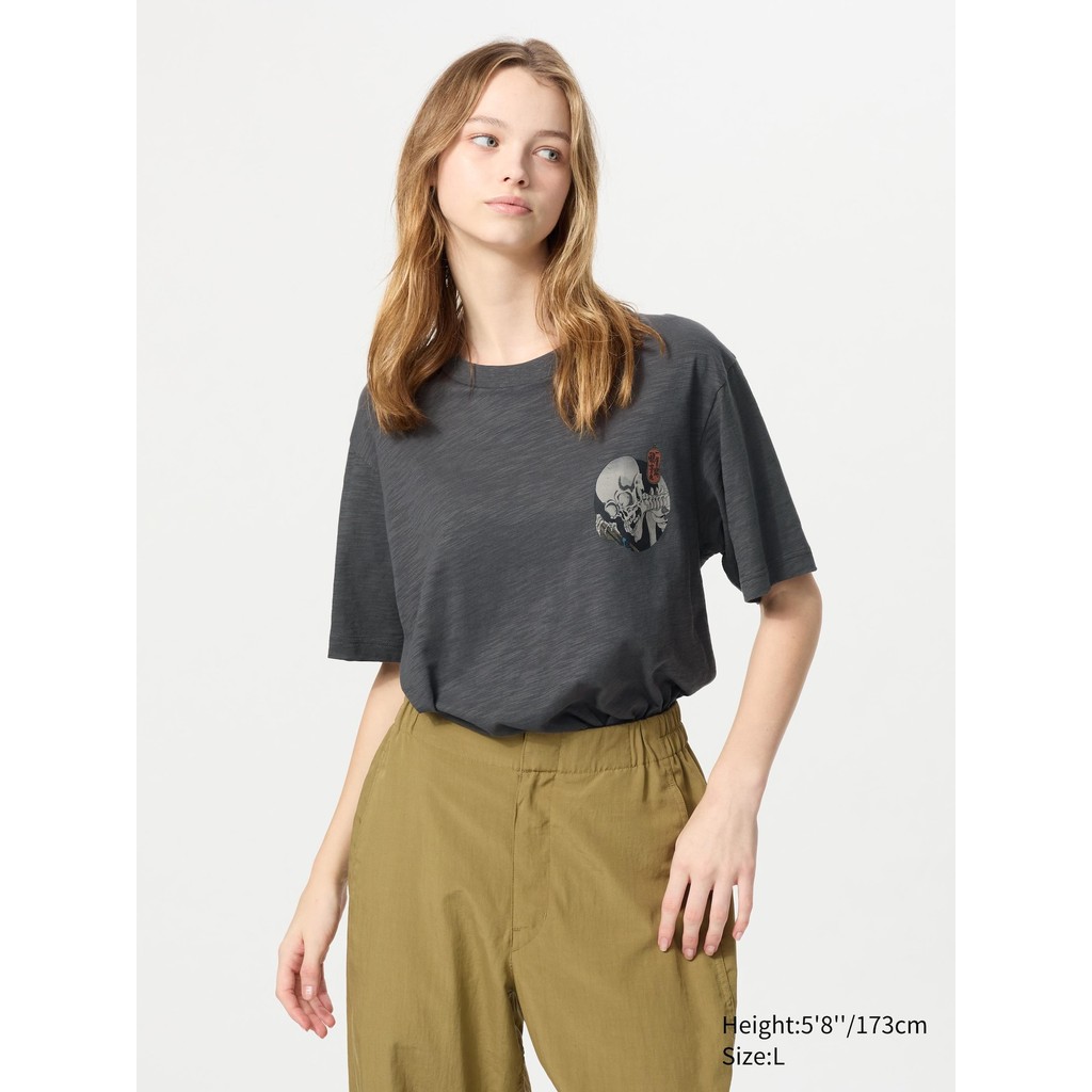 Uniqlo UT Ukiyo-e Lengan Pendek