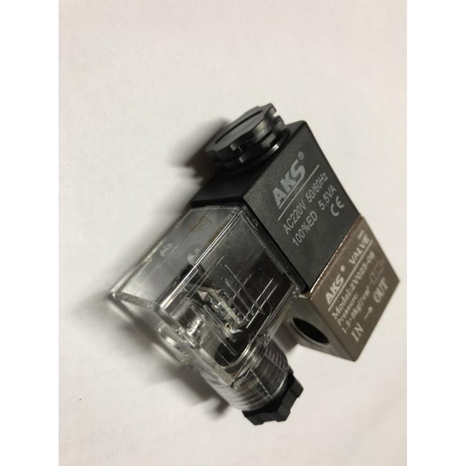 

Terbaru Solenoid Valve 2V025-08 Ac 220V