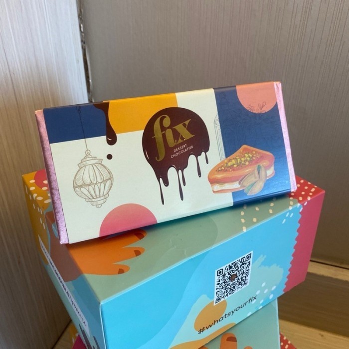 

[READY STOCK] Fix Dessert Chocolate Chocolatier Dubai - Cant Get Knafeh of It SE01