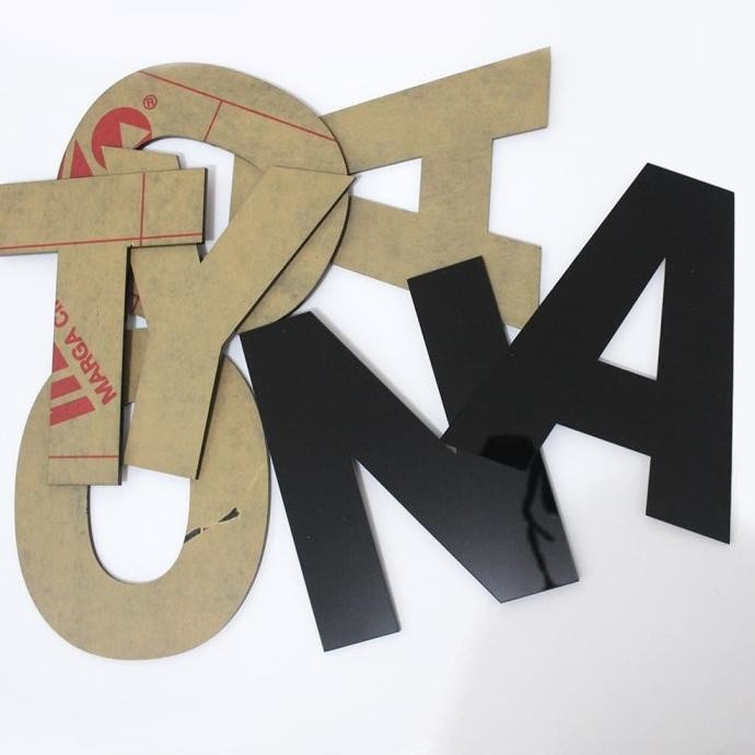 

Huruf Akrilik Hitam 15cm | Alphabet Acrylic | Huruf Timbul