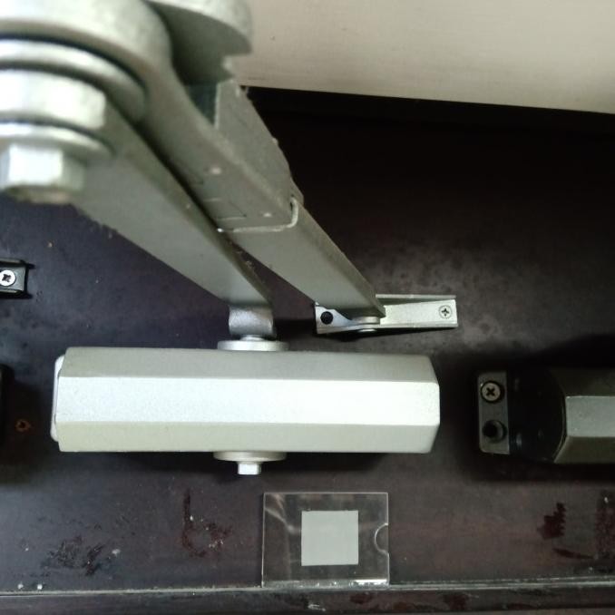 DOOR CLOSER PALOMA DCP 111