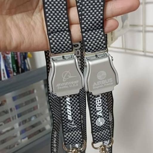 

Lanyard Airbus Rajutan Original Dengan SeatBelt