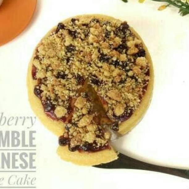 

Japanese Cheese Cake Topping Blueberry/Strawberry Crumble