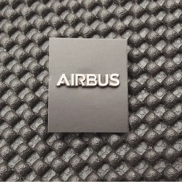 

Airbus Logo PIN Official Merchandise ORIGINAL