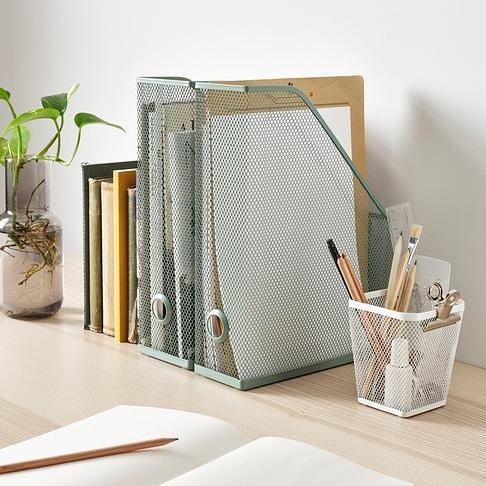 

Set Binder Isi 2 Pcs Tempat File Majalah Buku Baja Putih Folder Box