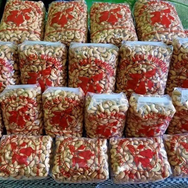 

KACANG METE MATANG KEMASAN 500 GRAM READY STOK