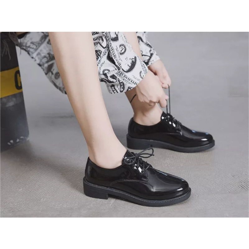 Tahan Lama Sepatu Oxford Kulit Wanita Hitam Kasual Trend Korea Terbaru 2022 / Sepatu Sekolah Remaja