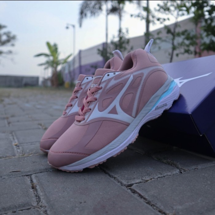 Murah Sepatu Olahraga Voli Mizuno / Sepatu Volly Mizuno / Sepatu Voli Wanita Non COD