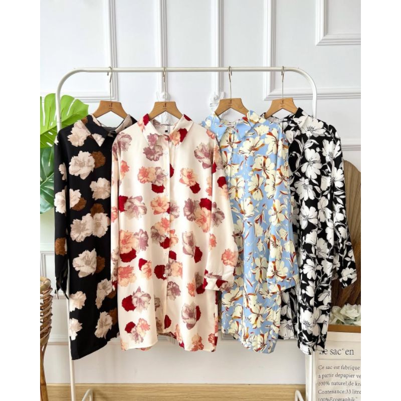 Tunik 𝗘𝗹𝘀𝗮 LD 120 cm, PB 85 cm