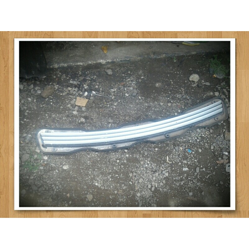 louver cowl panel kisi kap mesin panggang sate mercedes benz mercy  w210 E230 tahun 1996 ok