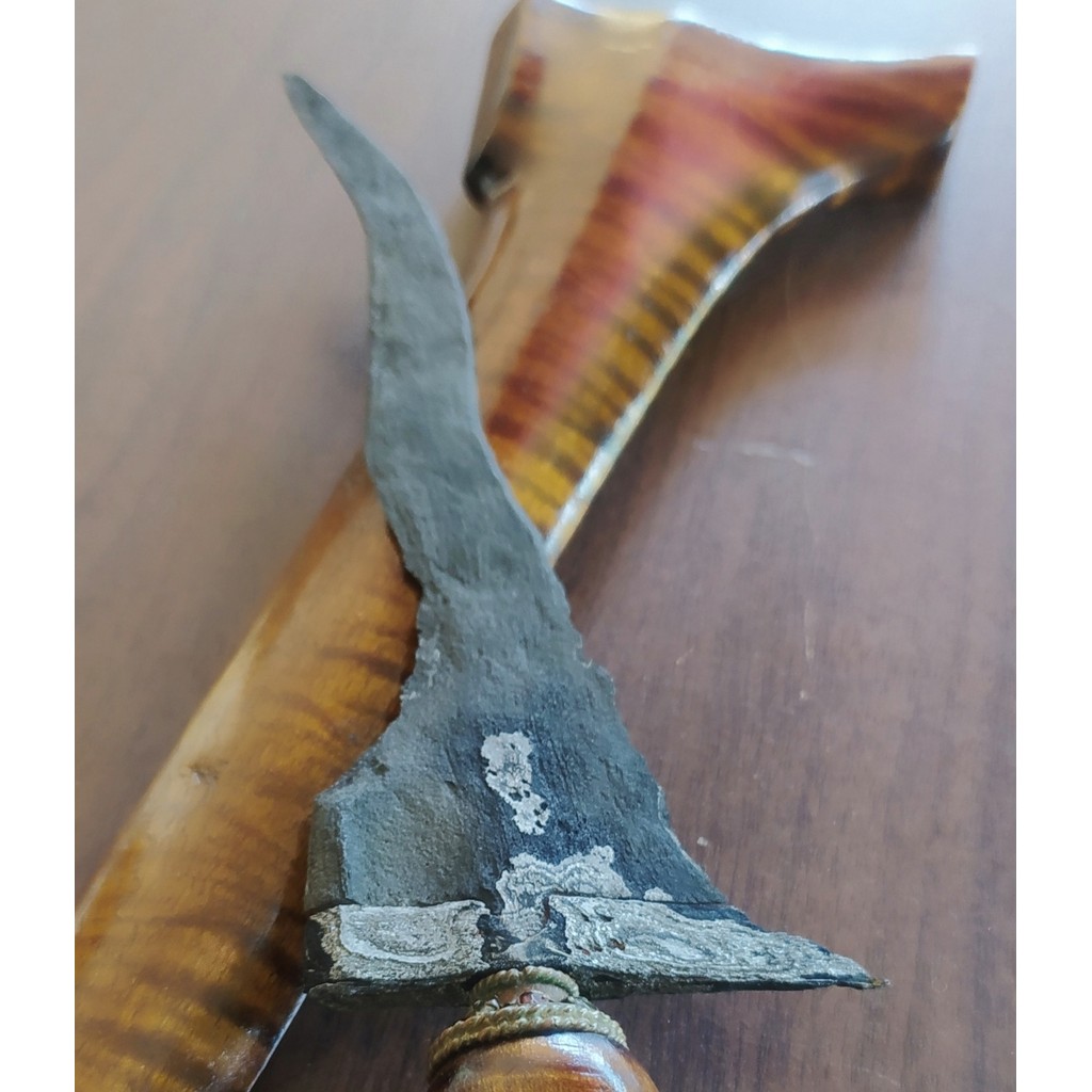 Patrem Jangkung Luk 3 Pamor Nunggak Semi Nyeprit Tangguh Jenggolo Slorok Keabu-abuan