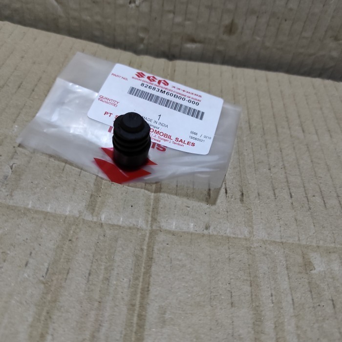 karet penahan pintu bagasi bagian atas suzuki ertiga