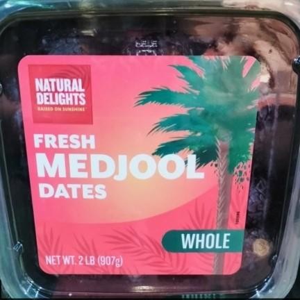 

Kurma Natural Delights Whole Fresh Medjool Dates 907 Gr Terlaris 100 % Original