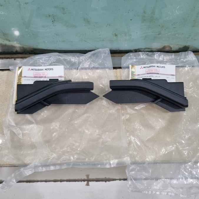 COVER GRILL BEMPER DEPAN ASLI MITSUBISHI NEW PAJERO SPORT 2023 TERBAIK