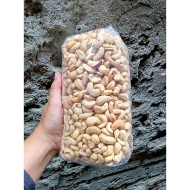 

Kacang Mede utuh 1 kg mentah (termurah)