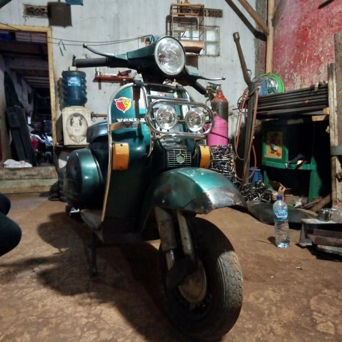 front rack vespa clasik / rak dudukan lampu px exlusive excel super dll aksesoris vespa clasik Origi