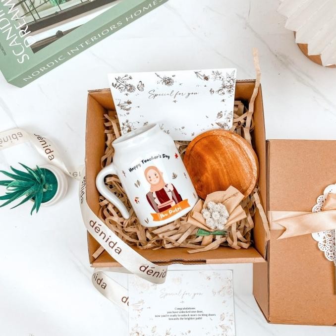 Denida - Kado Hari Guru Custom Mug Custom Teachers Day Hadiah Unik Hampers Cewek Hampers Cowok GAM
