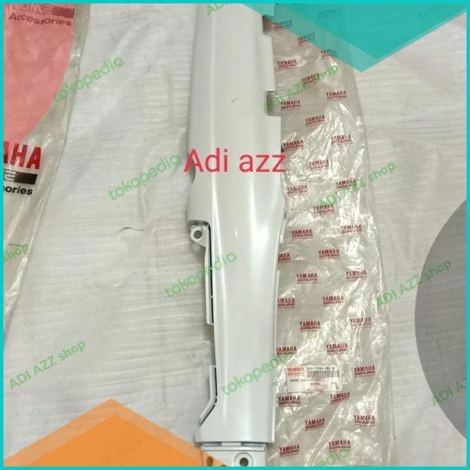 cover body bodi belakang kanan putih GE F1ZR fizr original ygp nos 07D