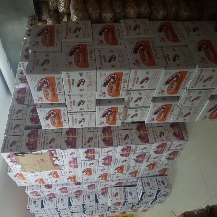 

KERUPUK UDANG MERK LEGIAN BALI (MEDE)