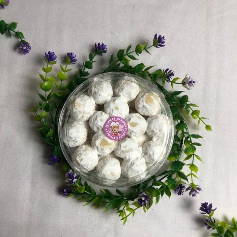 

Kue Kering Salju Bulat wisman Isi 500 gram toping keju homemade termurah / kue lebaran