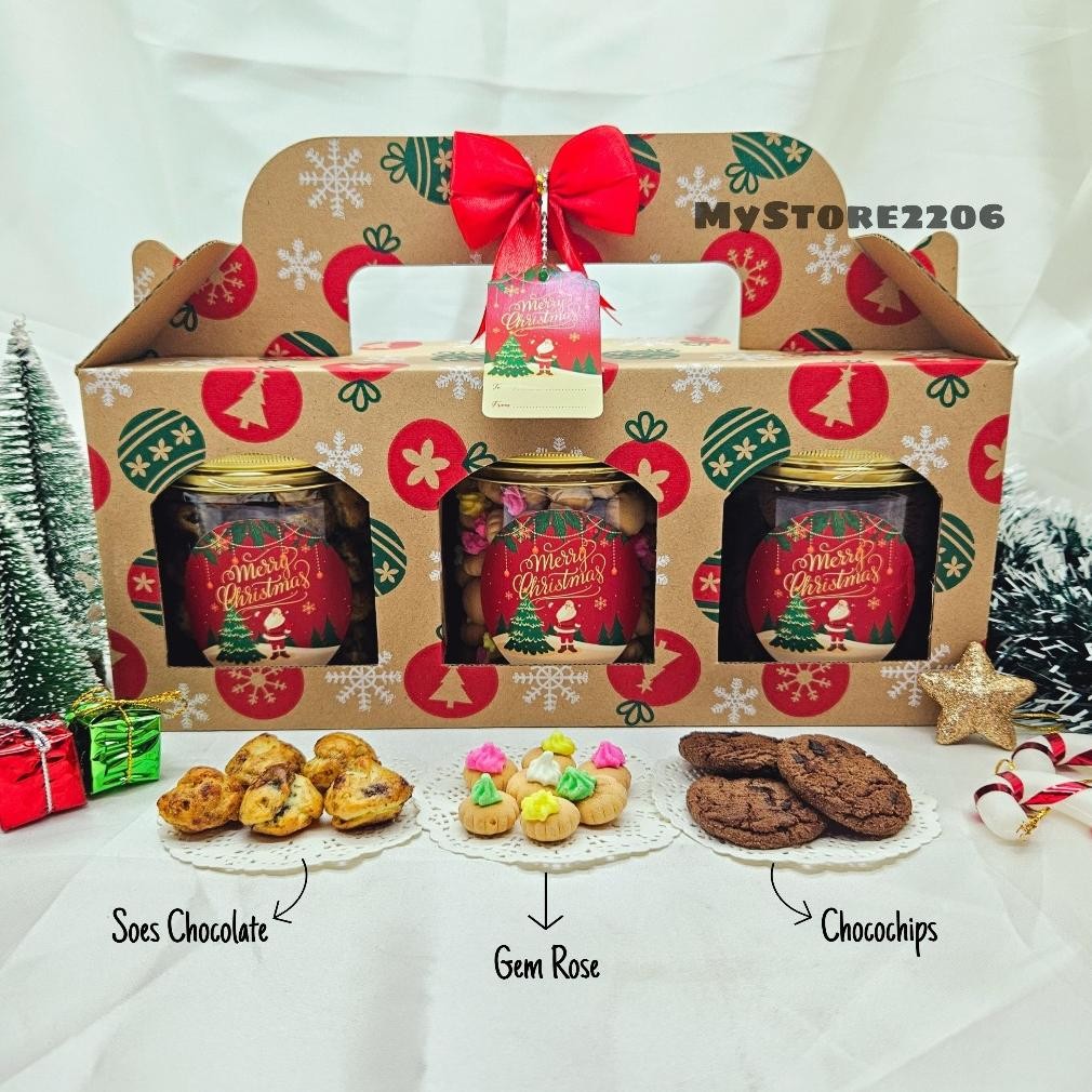

SALE Hampers Parcel Natal 2024 Cookies Kue Kering Choco Chips, Gem Rose, Soes Chocolate isi 3 Jar 600ml / Hampers Merry Christmas ke-125