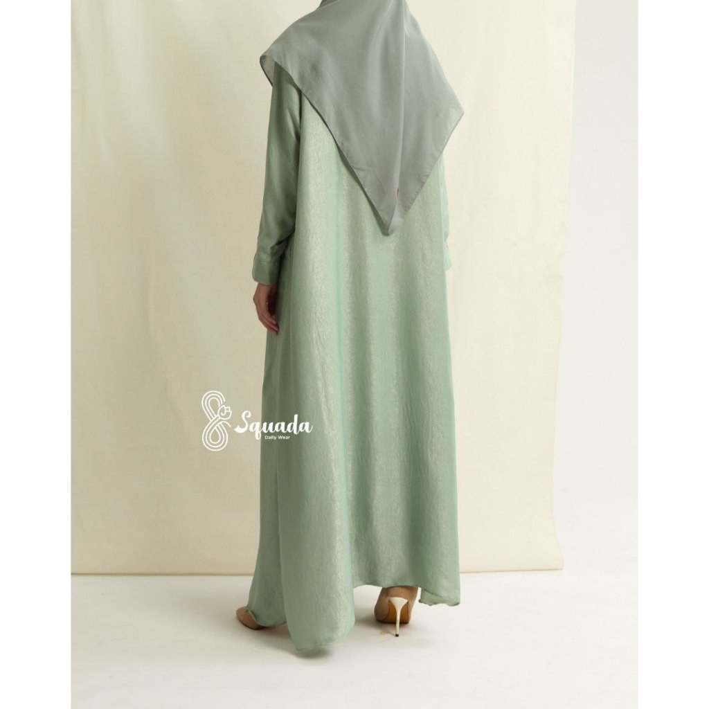 Produk Terbaru  Squada Medina Dress Abaya Gamis Umroh Silk Dress Lebaran Cantik