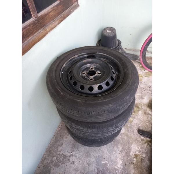 Velg Kaleng Besi Ring 14 R14 Bonus Ban Bekas Sigra