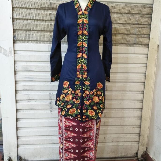 Grosir Atasan Kebaya Tunik Bordir Katun Toyobo/Tunik Bordir