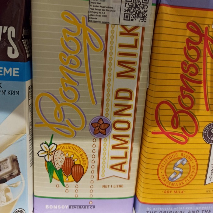 

bonsoy almond milk 1000ml