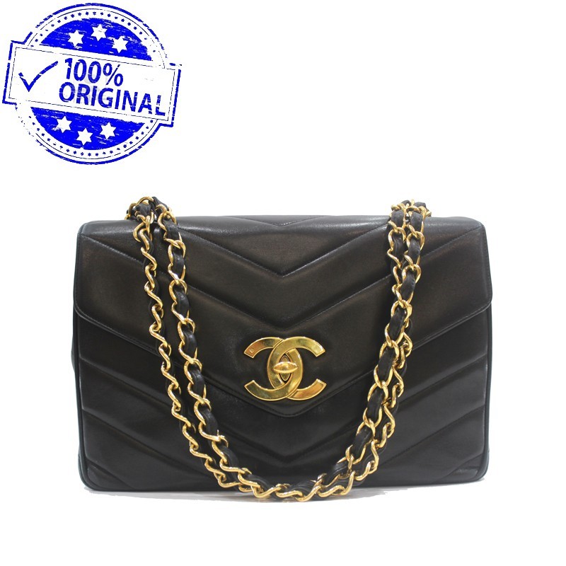 Preloved Channel Vintage Chevron Black Lambskin GHW Shoulder Bag