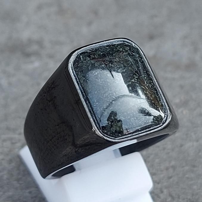 Cincin Hitam Pria Titanium Batu Loloda Hajar Jahanm