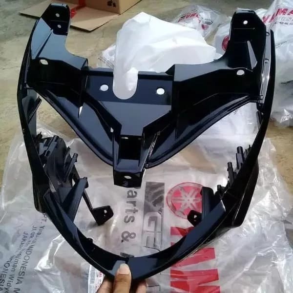 body depan Tameng depan yamaha XEON GT 125 hitam original yamaha