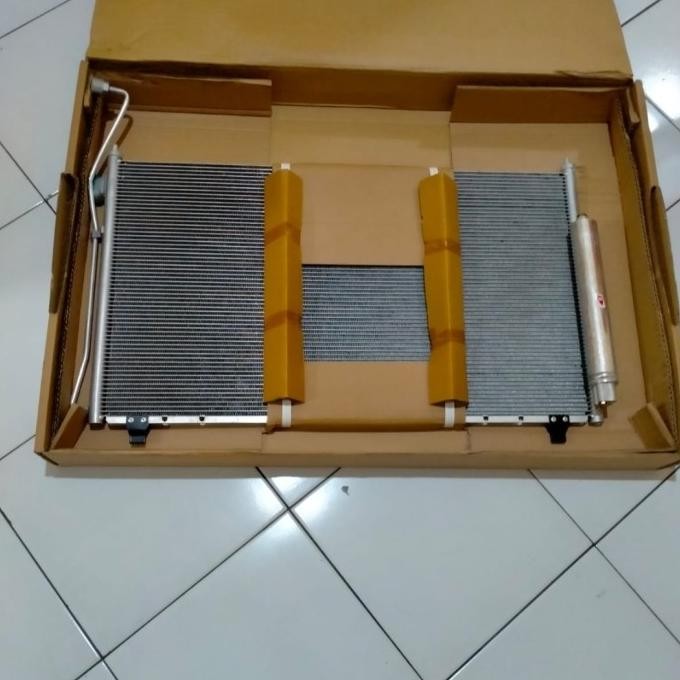 Sale  kondensor condensor radiator AC Nissan Serena c24 c 24